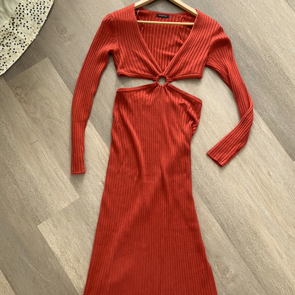 Dynamite mid-cut out dress